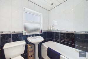 Photo 26- click for photo gallery